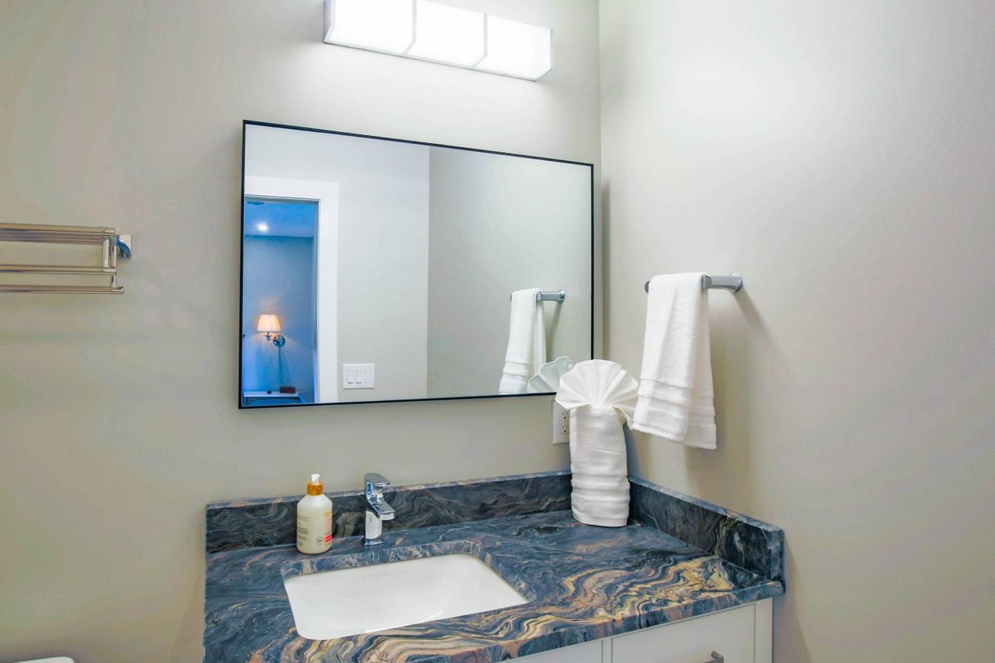 Just Beachy Villa Isle of Palms Bagian luar foto